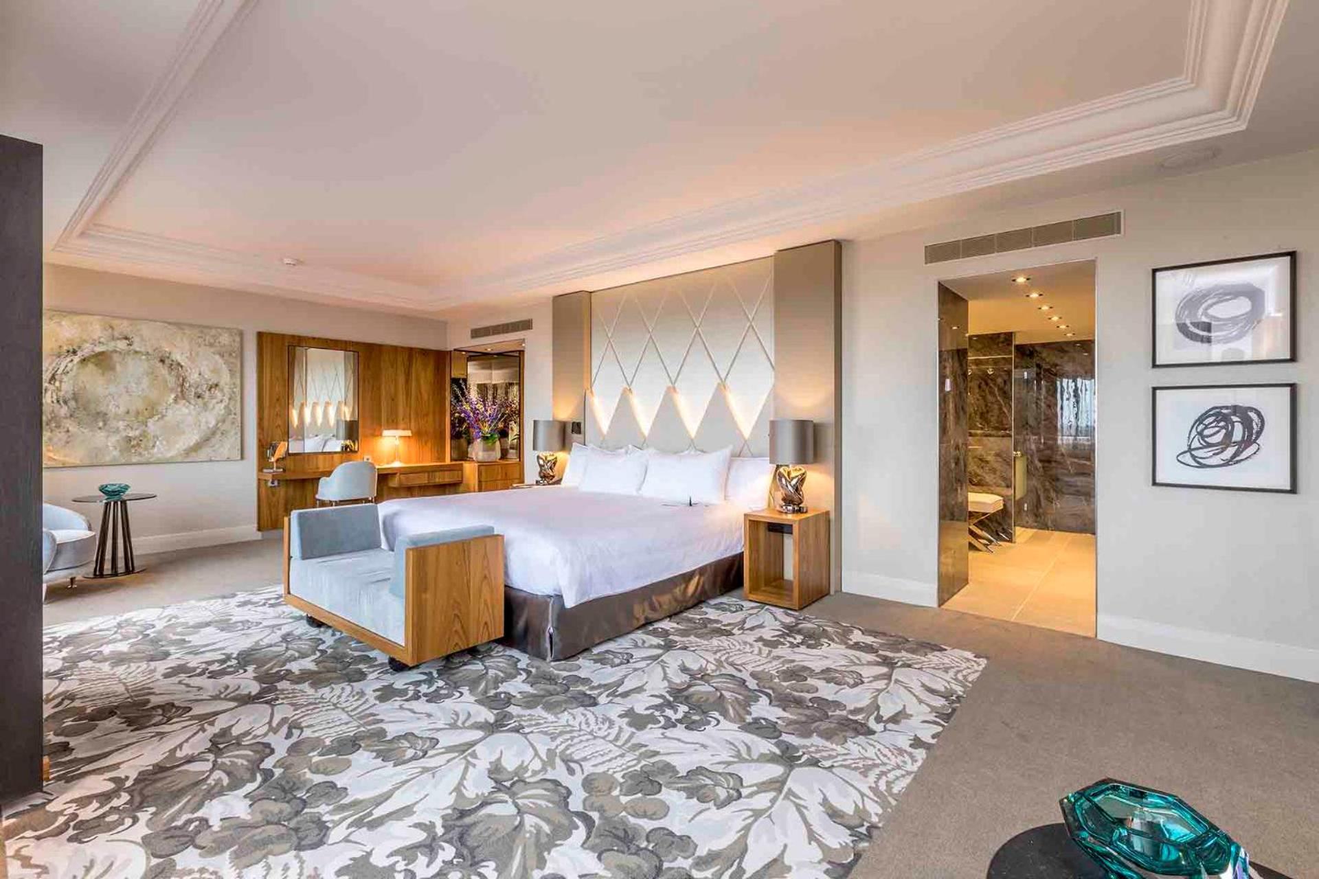 Okura - The Leading Of The World 5* Amsterdam